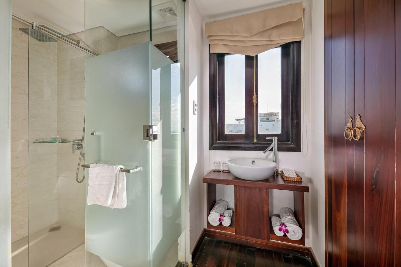 Sea Flower Hotel Дананг Екстериор снимка