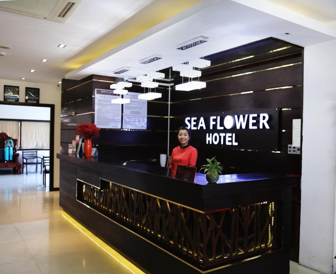 Sea Flower Hotel Дананг Екстериор снимка